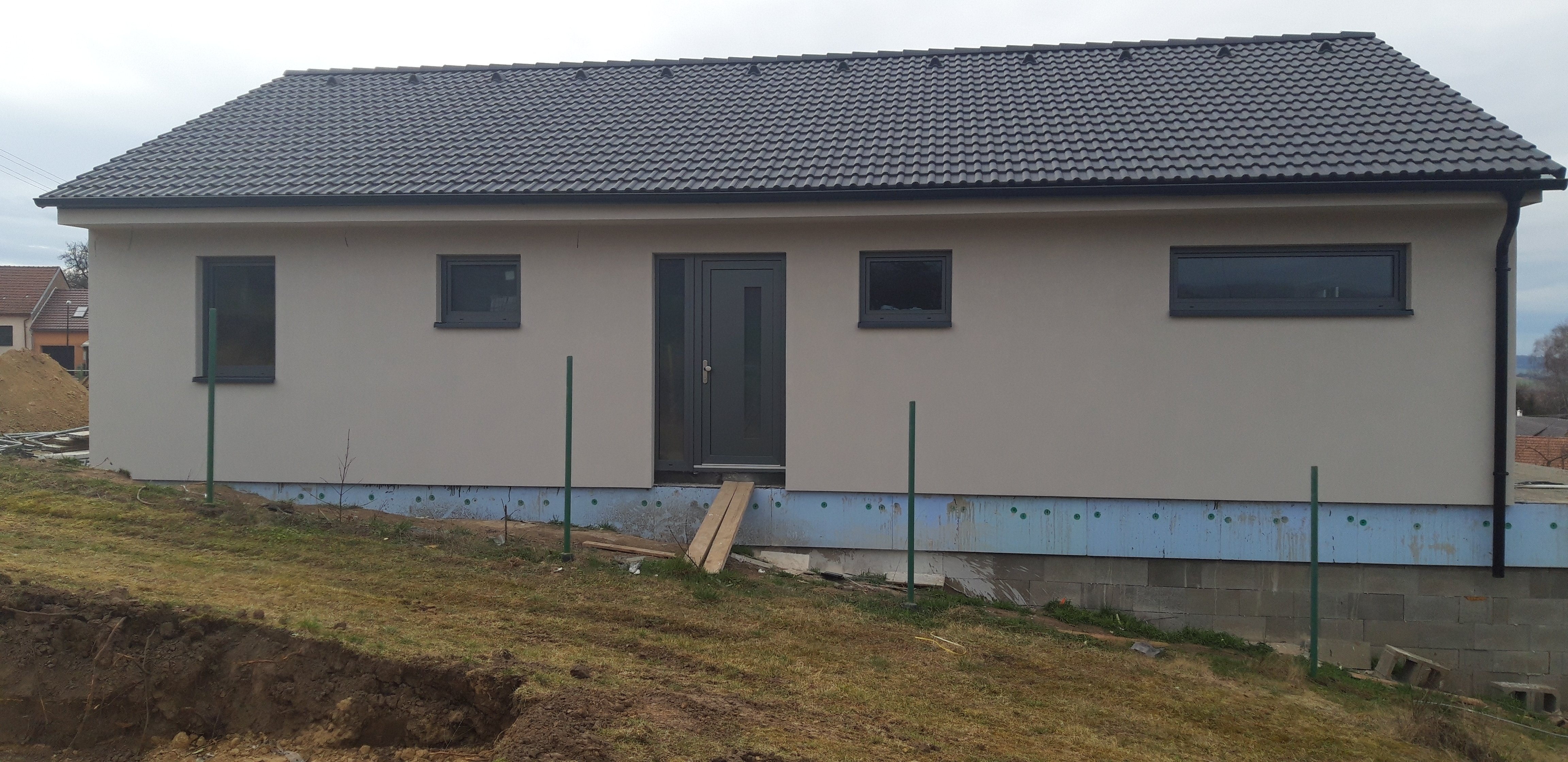 Kateřina a Petr - bungalov 123m², Černčín - titulní obrázek